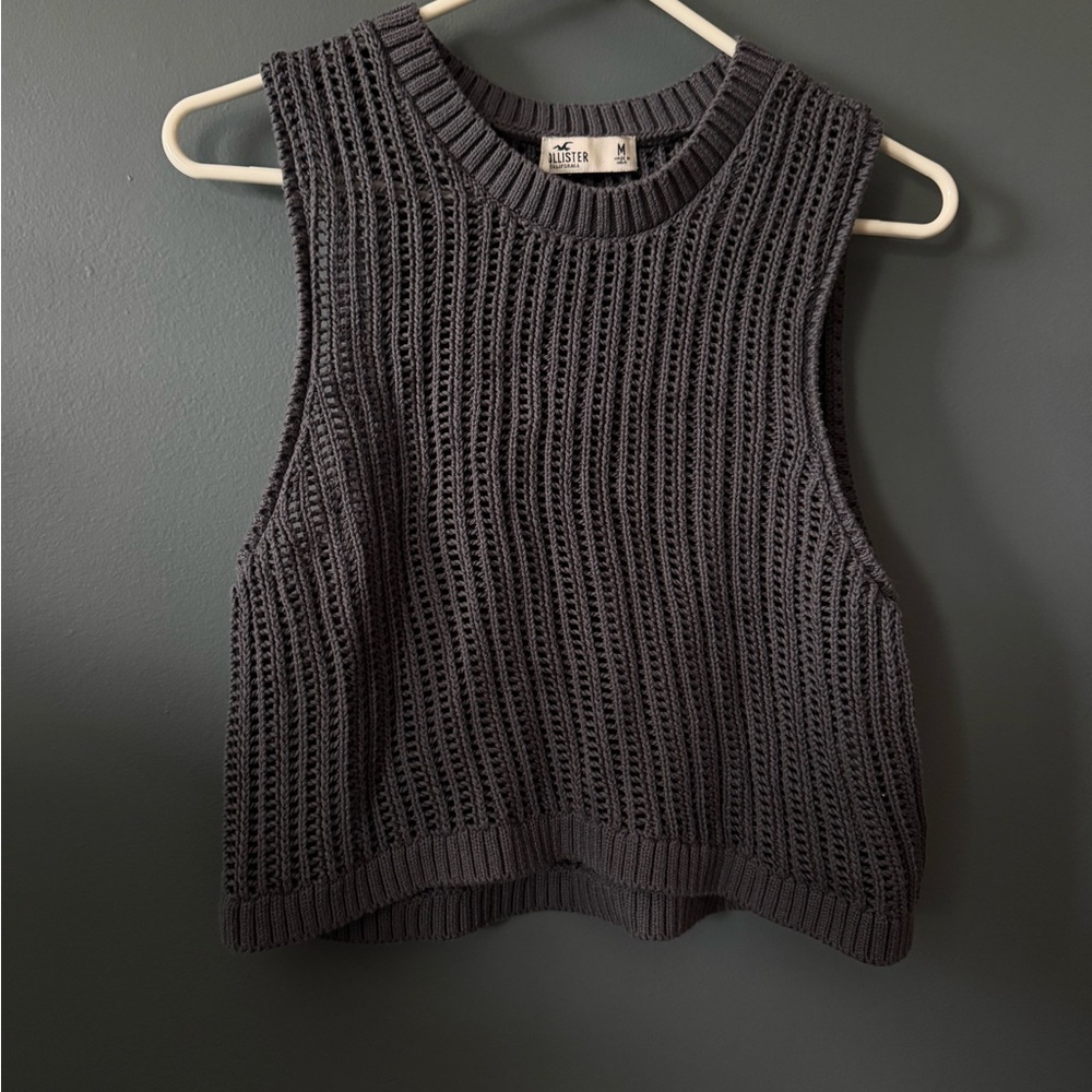 Hollister Sleeveless Sweater
